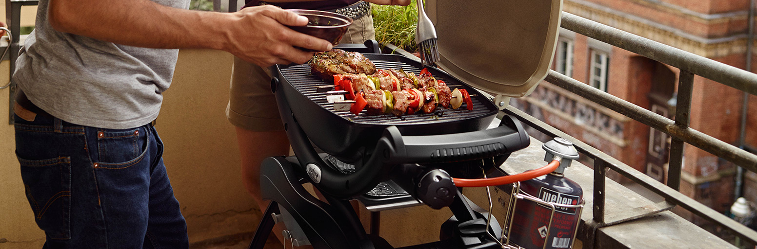 Weber Q BBQs | Weber Portable BBQs | Weber BBQ | Brands | Webbs Garden ...