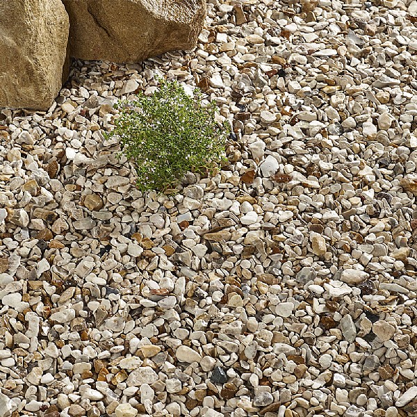 Kelkay Yorkshire Cream Bulk Bag | Decorative Stone and Gravel | Webbs ...