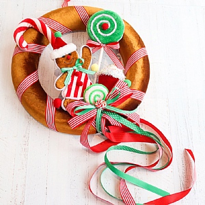 95cm Brown Gingerbread Wreath With Ribbons