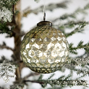 Honeycomb Glass Bauble (10cm)