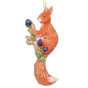 Gisela Graham Squirrel with Berries Resin Decoration (9cm)