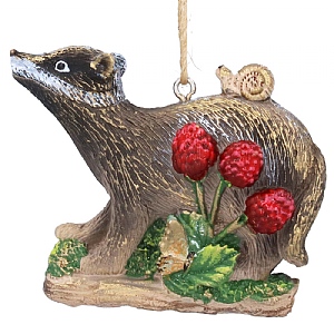 Gisela Graham Badger with Berries Resin Decoration (5cm)