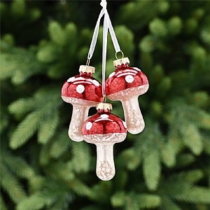 Hanging Triple Red Glass Mushrooms (7cm)