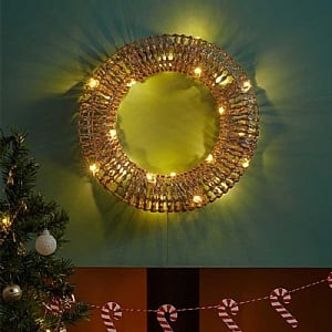 Three Kings Gold GlitterTwist Wreath (40cm, 25 LEDs)