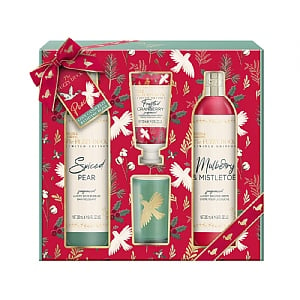 Baylis & Harding Fuzzy Duck Winter Wonderland Candlelit Bath Set