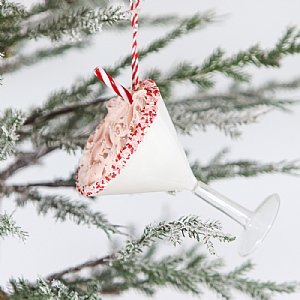 White Martini with Peppermint Stir Stick Hanging Tree Decoration (16cm)