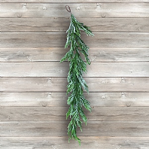 Norfolk Natural Flock Garland (150cm)