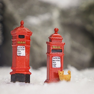 Lemax Victorian Mailboxes (Set of 2)