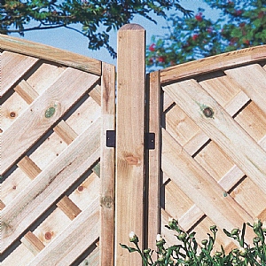 Forest 5ft Ultima Fence Post (150cm x 7cm x 7cm)